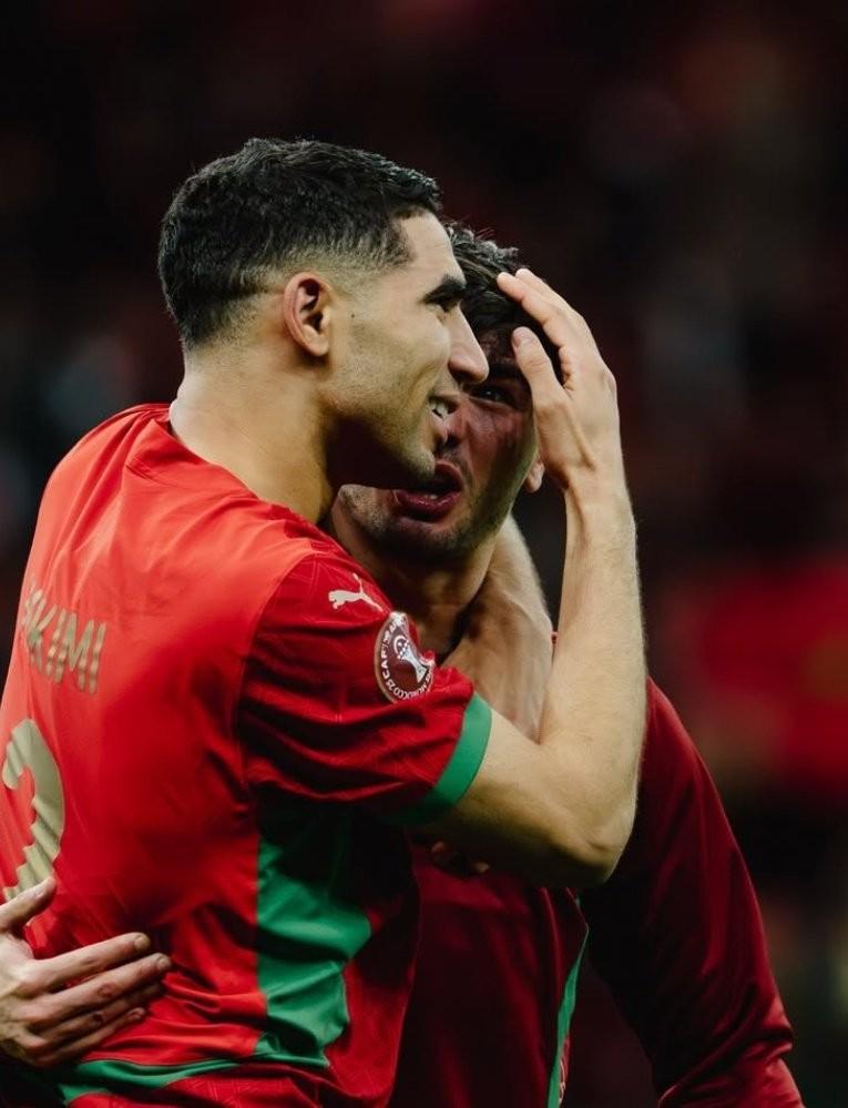 世界杯官方会员-记者：非洲杯决赛结束后，阿什拉夫是少数几个在更衣室安慰迪亚斯的球员