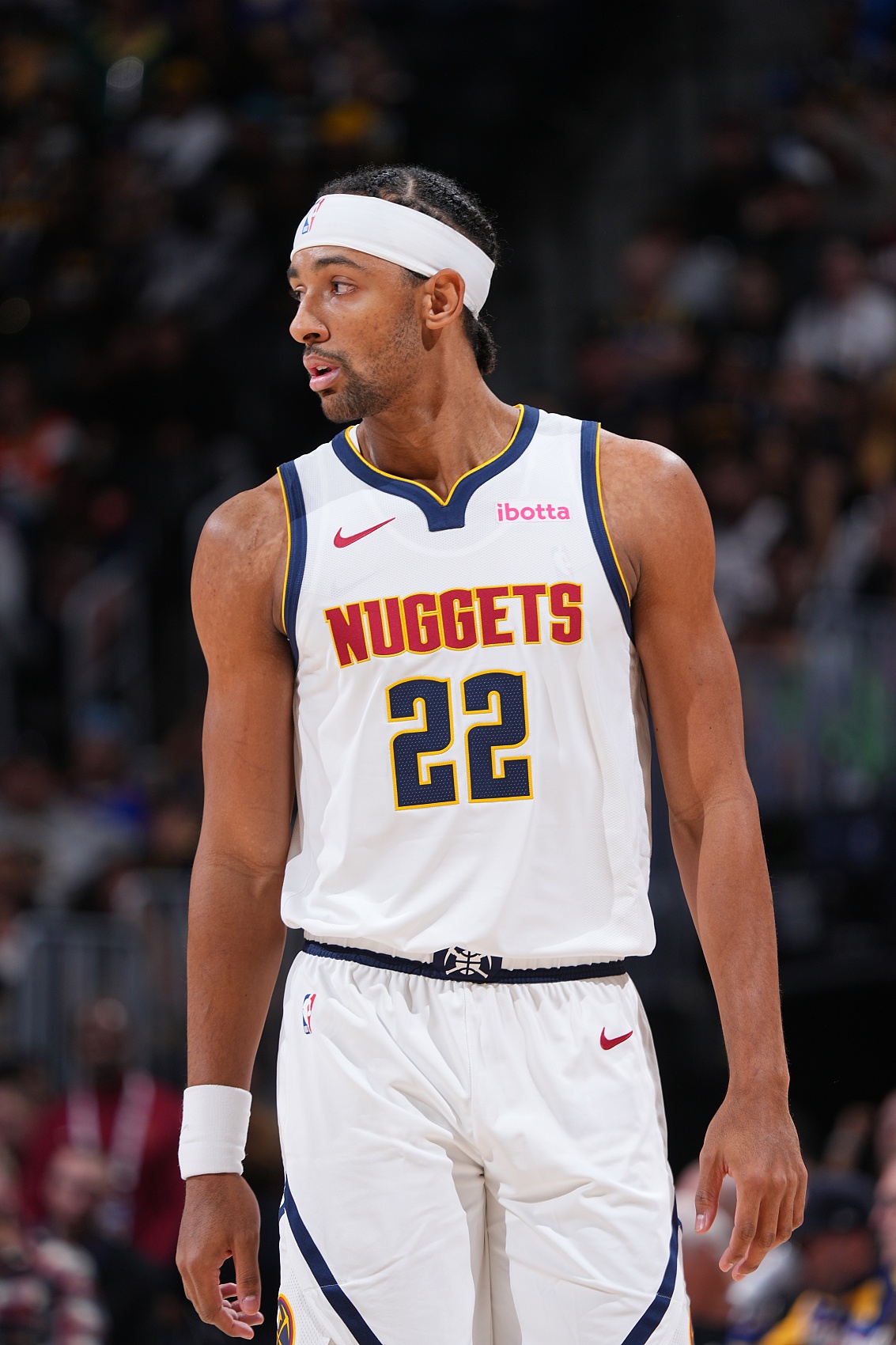 世界杯注册流程-内线支柱！纳吉全场12投4中&amp;罚球2中2 得到11分12板2助2帽