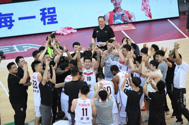 世界杯官方平台-辽粤争霸见证总冠军成长 恩怨故事依旧未完待续？